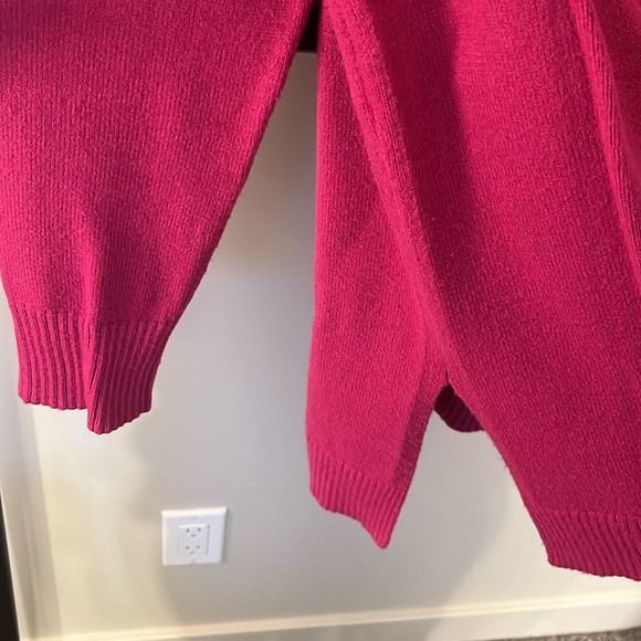 Anthropologie pink v-neck tunic style sweater - Picture 2 of 4